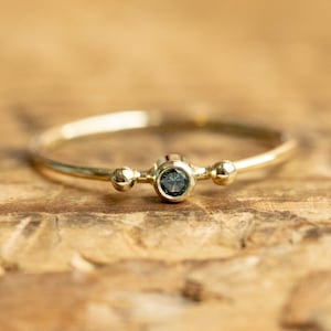 Personalized ring with a small green Tourmaline, natural tourmaline ring, minimalist jewelry, bohemian jewelry, dainty thin ring, tourmaline