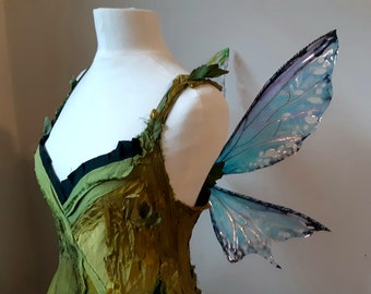 Mini Mab Wings in Blue and Black