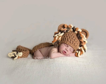 HANDMADE Crochet Lion Cape Set - Photography Prop - Lion Costume - Animal Character - Halloween Costume - Newborn Picture Outfit