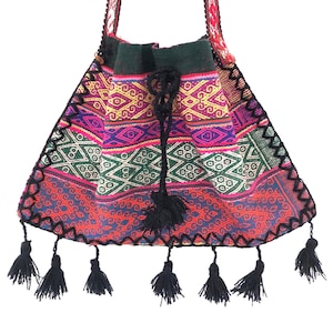 Peruanische Kordelzugtasche aus vintage hangemachtem Stoff - J24