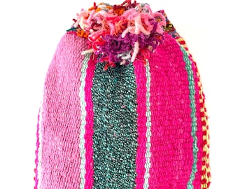 Peruvian backpack made with vintage handmade fabric - PQ6