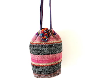 Peruvian drawstring bag made from handmade textile - MV47