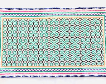 Peruvian hand embroidered Shipibo Conibo ethnic tribal fabric textile SHP3