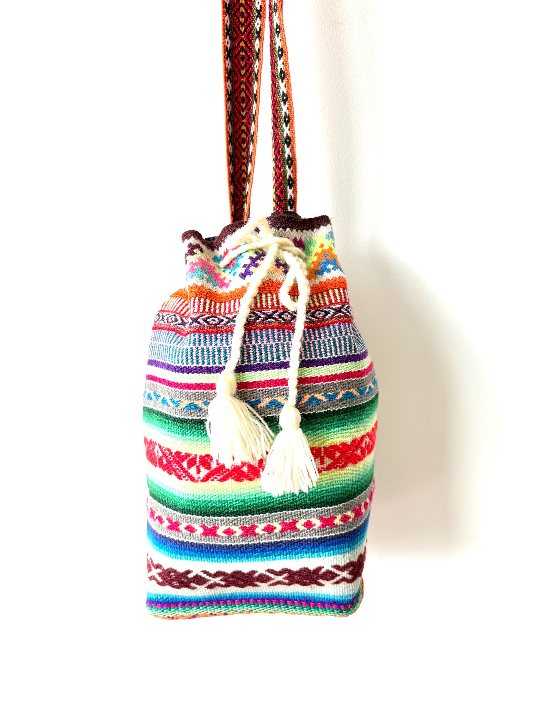 Peruvian drawstring bag made from handmade textile - FF58