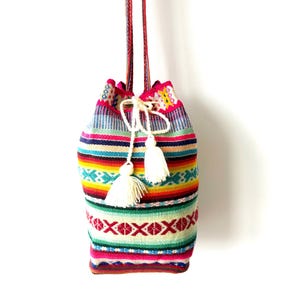 Peruvian drawstring bag made from handmade textile - FF63