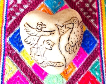 Peruvian hand carved chumpi heart with Andean Trilogy and Siwar Q'enti hummingbird in alabaster stone + free Andean bag