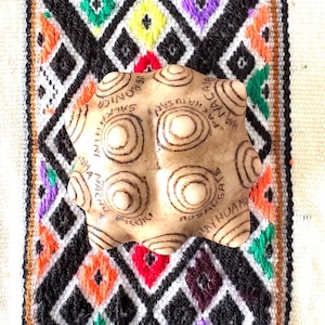 Peruvian 13 moons chumpi stone with Apus hand carved in alabaster + free Andean bag