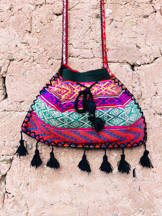 Unique Ethnic Drawstring Bag Made With Peruvian Handmade  display picture 2