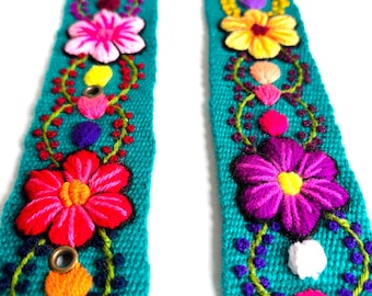 Hand embroidered Peruvian belt - PT5