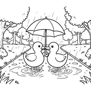 Puede incluir: Una ilustraci&oacute;n de arte lineal en blanco y negro de dos patos de pie en un charco en un camino durante una lluvia. Los patos est&aacute;n frente a frente bajo un paraguas abierto, rodeados de &aacute;rboles y c&eacute;sped en un entorno de parque.