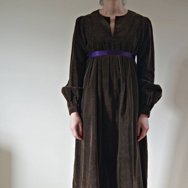 vintage 1970s laura ashley smock dress | dark brown mididress | tunic | corduroy dress