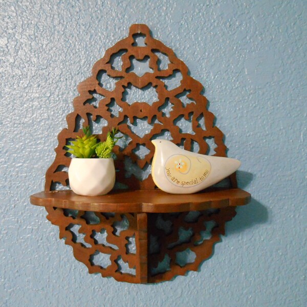 Grande étagère de mur en bois avec des rouleaux, étagère fabriquée à la main, décor de Boho, Boho, naturel, mi-siècle, étagère en bois, support de plaque, accessoires