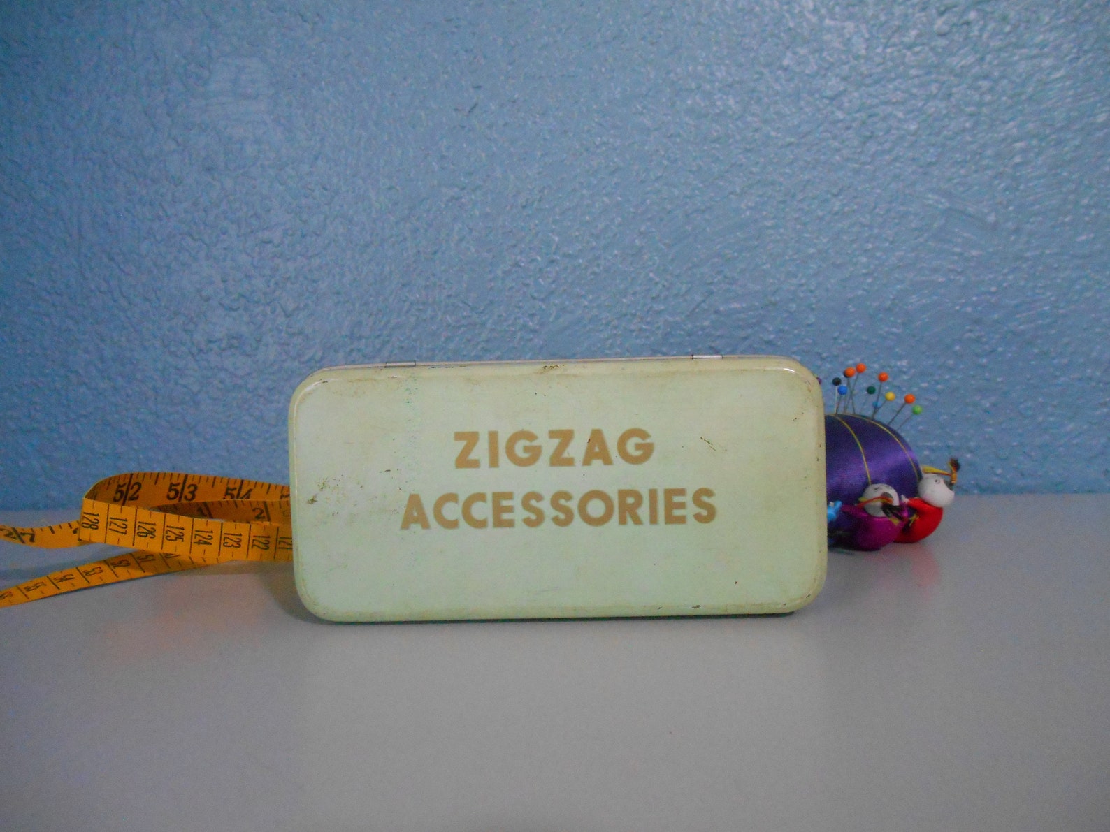 Metal Zig Zag Accessories Sewing Box With Accessories Etsy