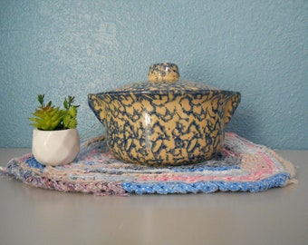 Roseville pottery covered casserole, RRP Co pottery, Blue and cream spongeware, Collectible pottery, Roseville OH pottery