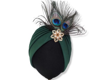 Dark green turban with peacock feathers and brooch, Flapper hat