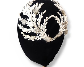 Weißer Brautkranz mit Porzellanstempel, Sternen und Blumen, Hochzeit Haarkämme