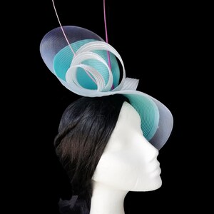 Light turquoise and white wedding fascinator, Wide brim Royal Ascot hat Bild 10