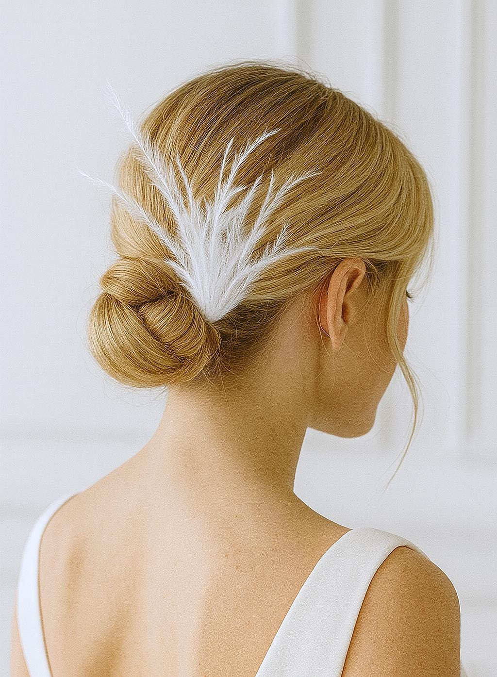 Ostrich Feather Hairpins for Vintage Brides - Bridesmaids Gift