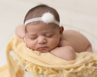Pom Pom Stirnband, Baby Mädchen Stirnband, Neugeborenen Fotografie, Foto Requisite, Kleinkind Stirnband, schönes Stirnband, schicke Kristalle Stirnband,