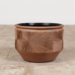 David Cressey and Robert Maxwell Sunburst Bowl Planter with Black Glazed Interior for Earthgender image 2