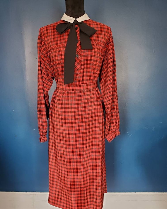 1980s Albert Nipon red checker holiday dress volup