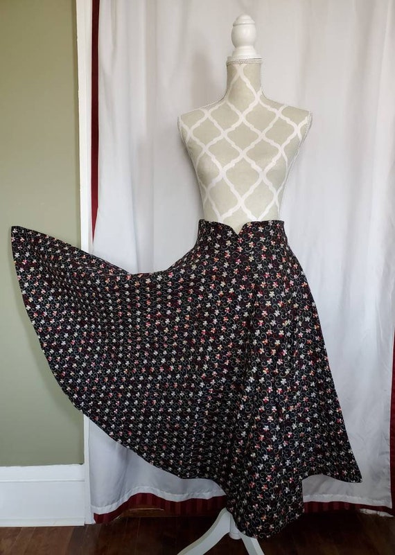 1950s embroidered felt circle skirt