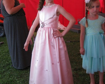 semi glitz pageant