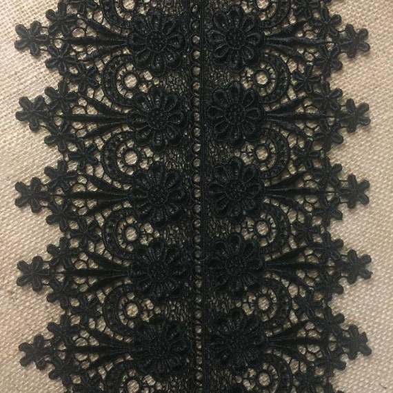 3//4 Detailed Butterfly Venise Lace Trim 5 Yards