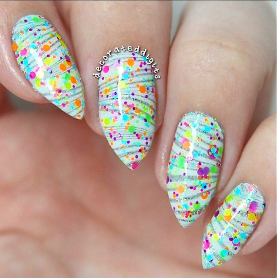 Day 22: Water Marbled Nails | dianne faw