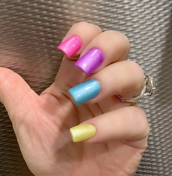 Help with chrome nail art! : r/Nails