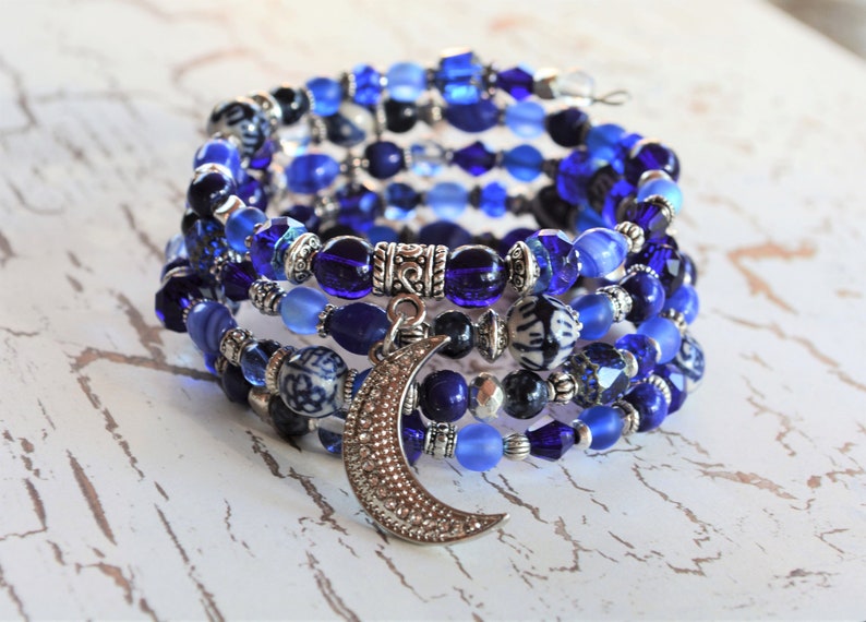 Crescent Moon Bracelet Celestial Jewelry Moon Charm - Etsy