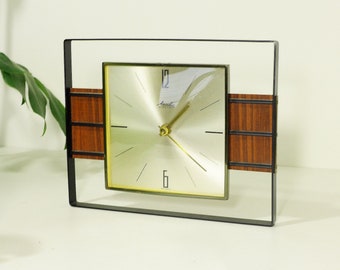 Coole modernistische Wanduhr – Vintage Mauthe-Uhr – hergestellt in Westdeutschland – 1960er-1970er-Jahre, Holz, Messing, brutalistisches Design, Mid-Century Modern Bauhaus