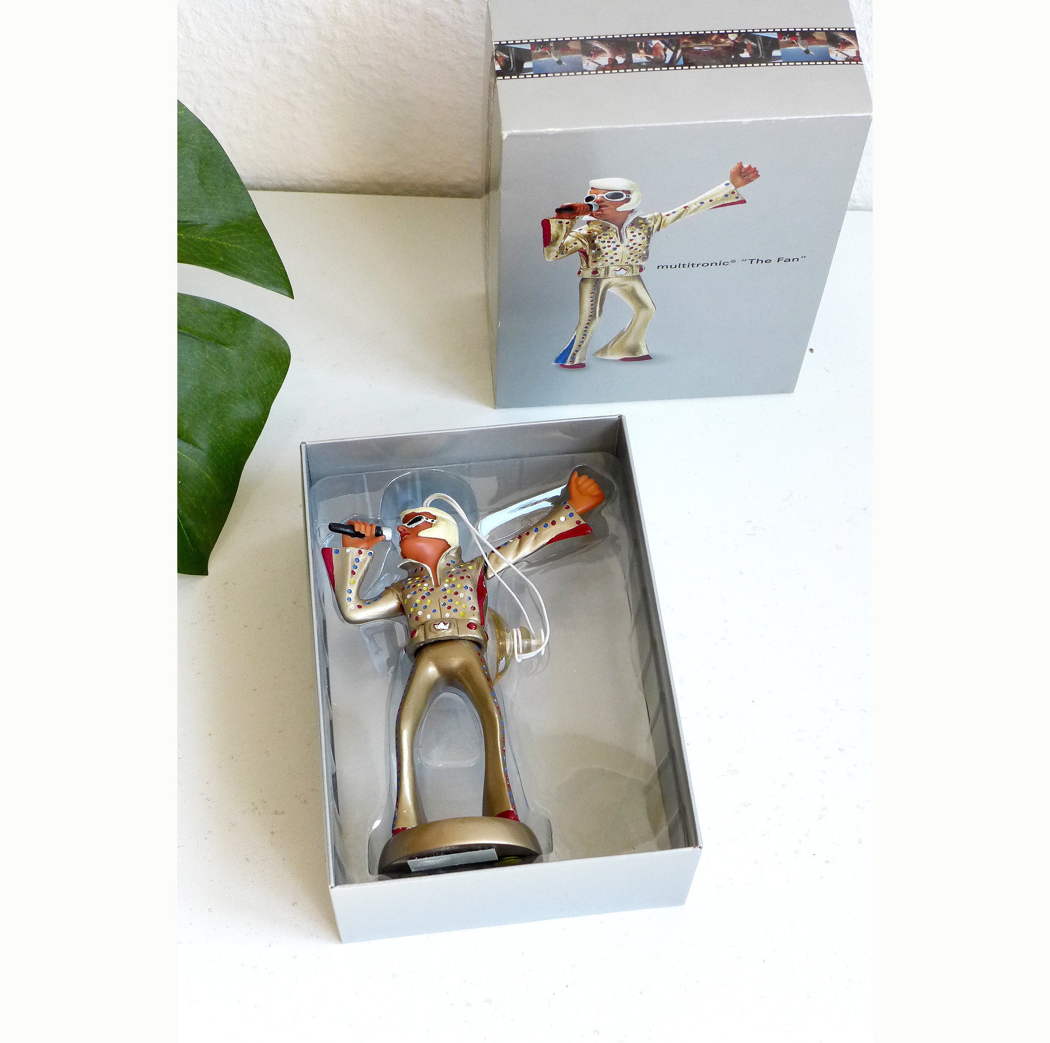 Original Wiggle Elvis Multitronic the Fan Elvis Wiggle Figurine the King  Wiggle Wobby Vintage Elvis Figurine 