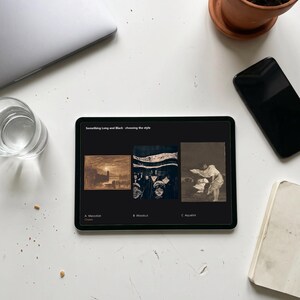 以下が含まれることがあります： 「Something Long and Black - choosing the style」というタイトルのプレゼンテーションが表示されたタブレット画面。A Mezzotint、B Woodcut、C Aquatintとラベル付けされた3つの異なるモノクロームのアートプリントが並んでおり、それぞれ異なる芸術的技法が示されています。