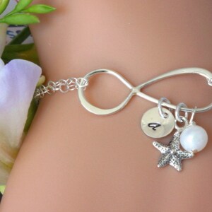 Sterling Silver Infinity Starfish Bracelet, Personalized Initial Bracelet Starfish, Bridesmaid gift, Starfish Bracelet in Sterling Silver.