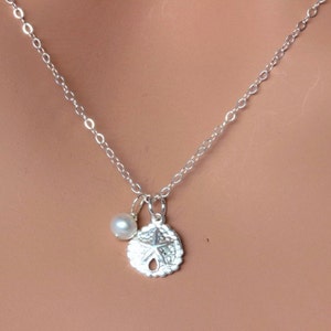 Sand Dollar necklace, sand dollar Necklace, beach wedding, Sand dollar necklace Silver/Gold fill, Bridesmaid gift, wedding gift,Wedding Gift