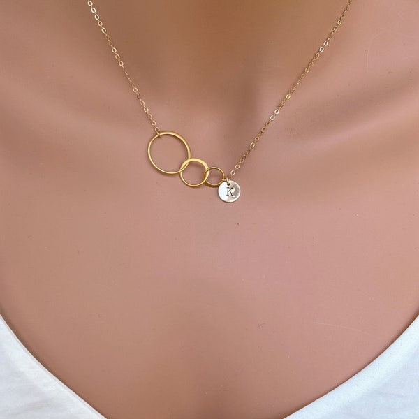 Circle Necklace, Interlocking Rings, 3 circle necklace, Three Sisters, Sterling silver or Yellow Gold Finish, Mother of three, Sisters gifts