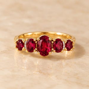 Rubinring, förlovningsring i 14 karat gult guld, smycken i vintagestil, jubileumspresent, fin ädelstensring, handgjorda smycken