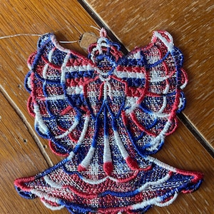 Gesticktes Ornament - 4. Juli Engel - Multi Rot, Weiß & Blau Farben All Thread