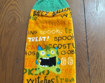 Halloween - Spooky, Treats & Monster Knit Top Kitchen Towels