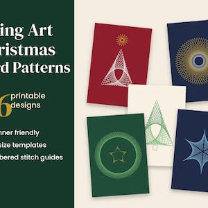 Op de afbeelding: String Art kerstkaartpatronen met 36 printbare ontwerpen. De afbeelding toont vijf rechthoekige kaarten met geometrische draadkunstpatronen in rood, donkerblauw, groen en crème, inclusief motieven van sterren en kerstbomen.