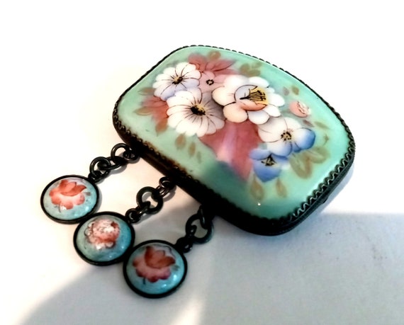 Victorian Hand Painted Enamel Pin / Brooch - image 2
