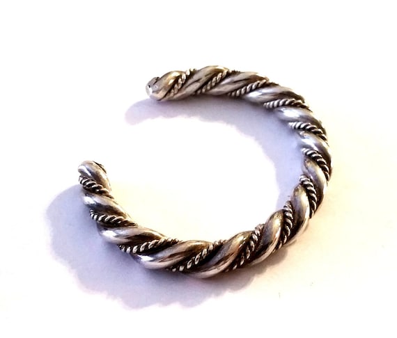 Vintage Sterling Silver Braided Cuff Bracelet - image 4