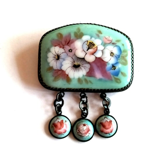 Victorian Hand Painted Enamel Pin / Brooch - image 3