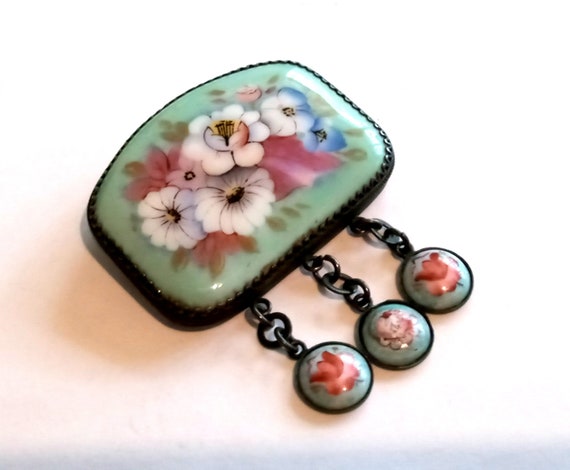 Victorian Hand Painted Enamel Pin / Brooch - image 4