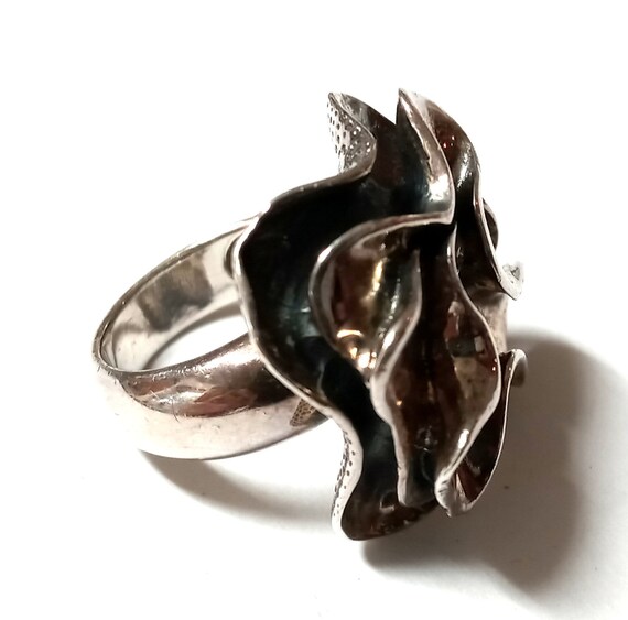 Modern Free Form Silpada Sterling Silver Ring Siz… - image 3