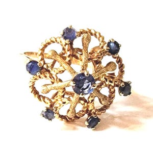 Vintage 14K Yellow Gold Blue Sapphire Ring Size 6