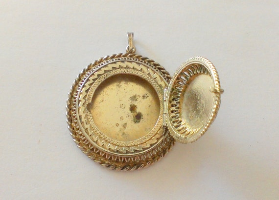 Vintage Large Sterling Locket Mad Men Style - image 4