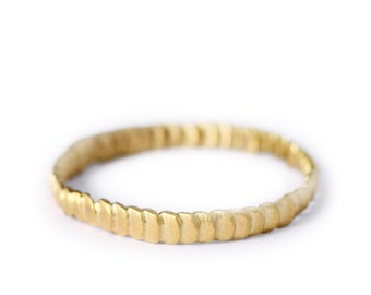 Stacking 18ct gold ring Frieda's style band