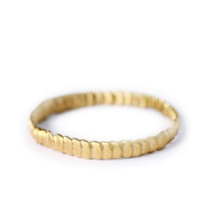 Stacking 18ct gold ring Frieda's style band